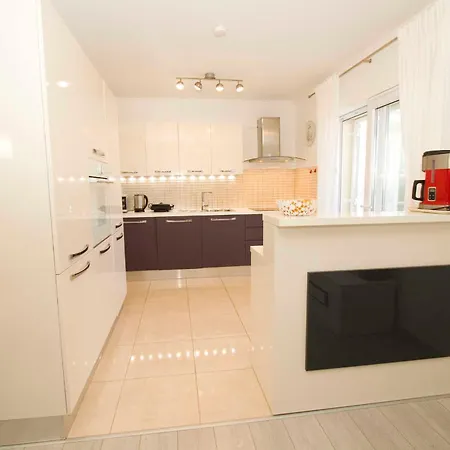 Stipe Apartment Makarska