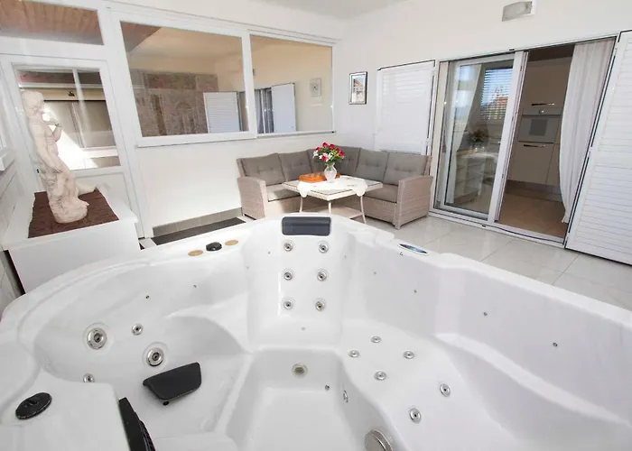 Stipe Apartment Makarska